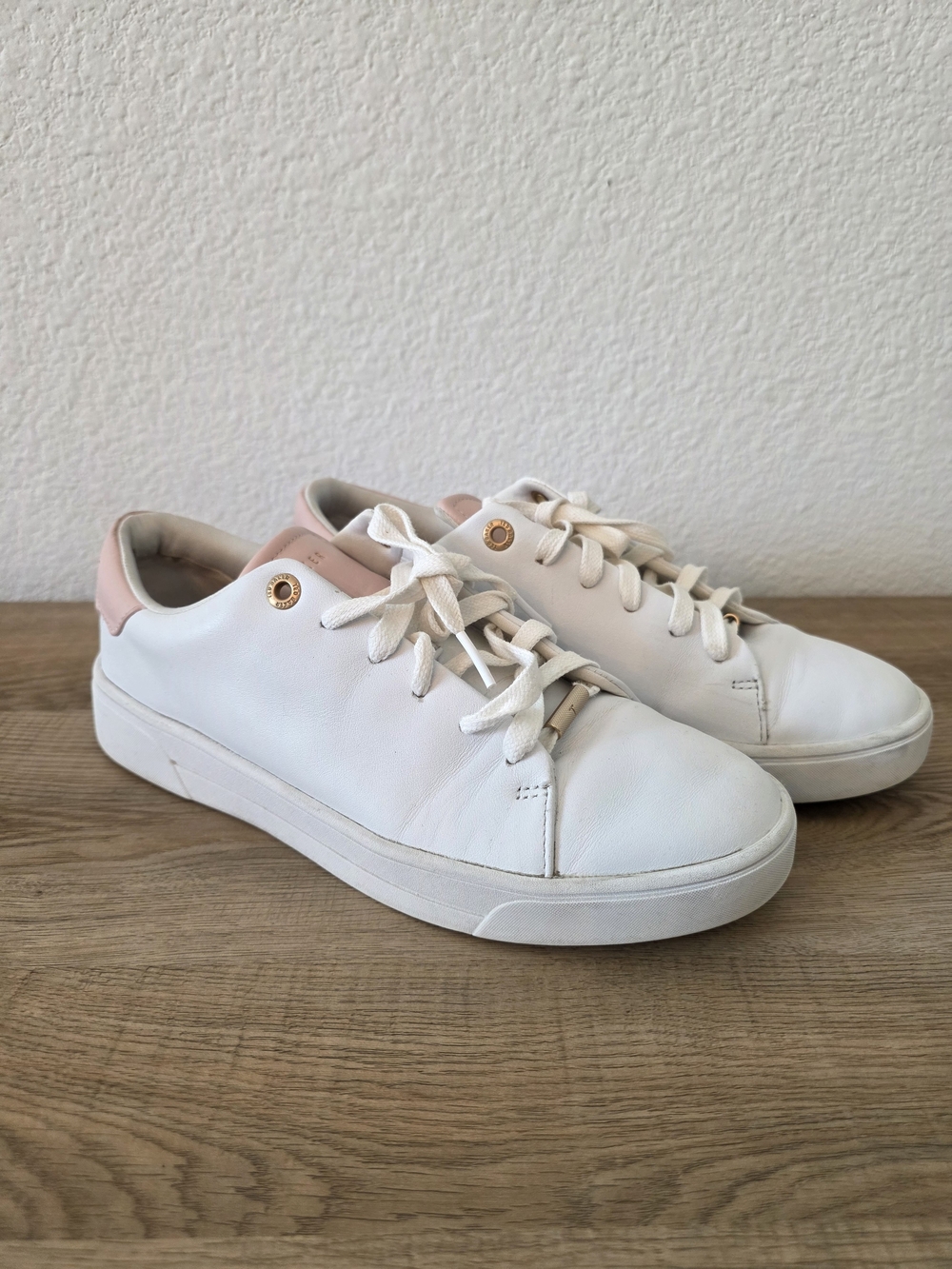 Ted Baker London White Leather Sneakers with Blush Heel